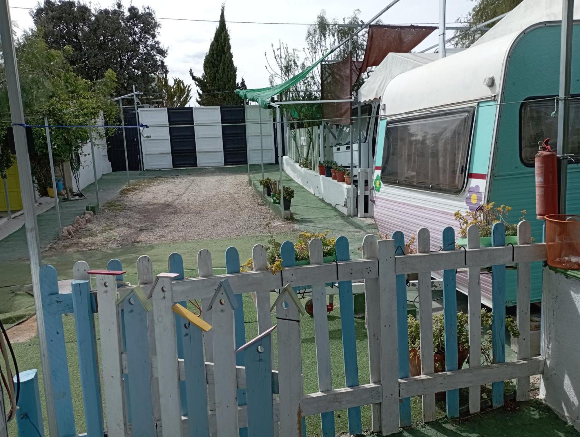 Caravanas Y Habitaciones Para Relajarse Sax Exteriör bild