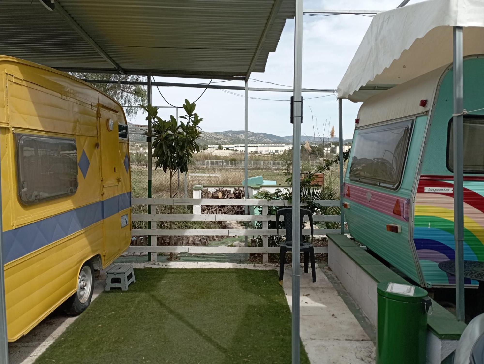 Caravanas Y Habitaciones Para Relajarse Sax Exteriör bild