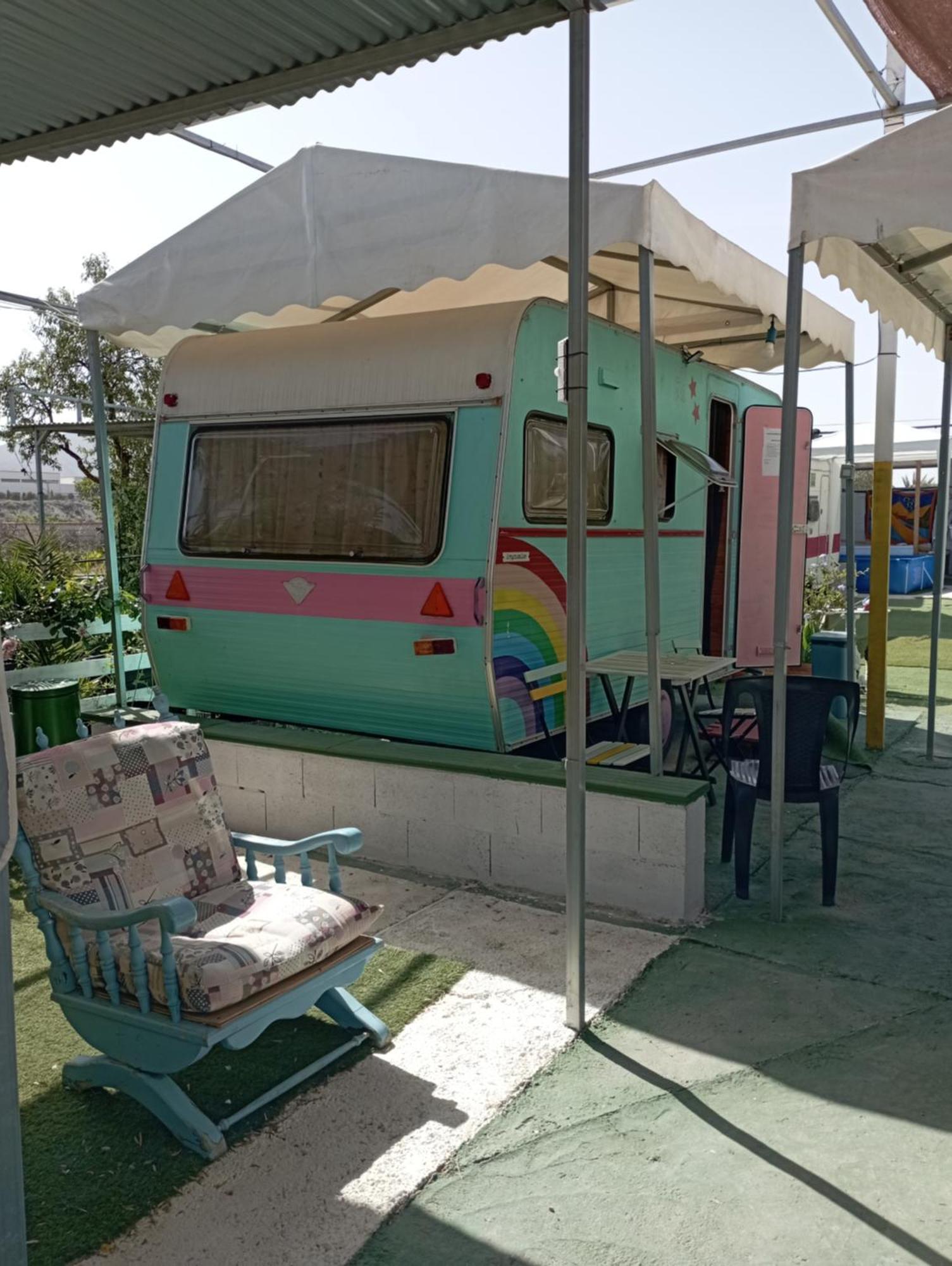 Caravanas Y Habitaciones Para Relajarse Sax Exteriör bild